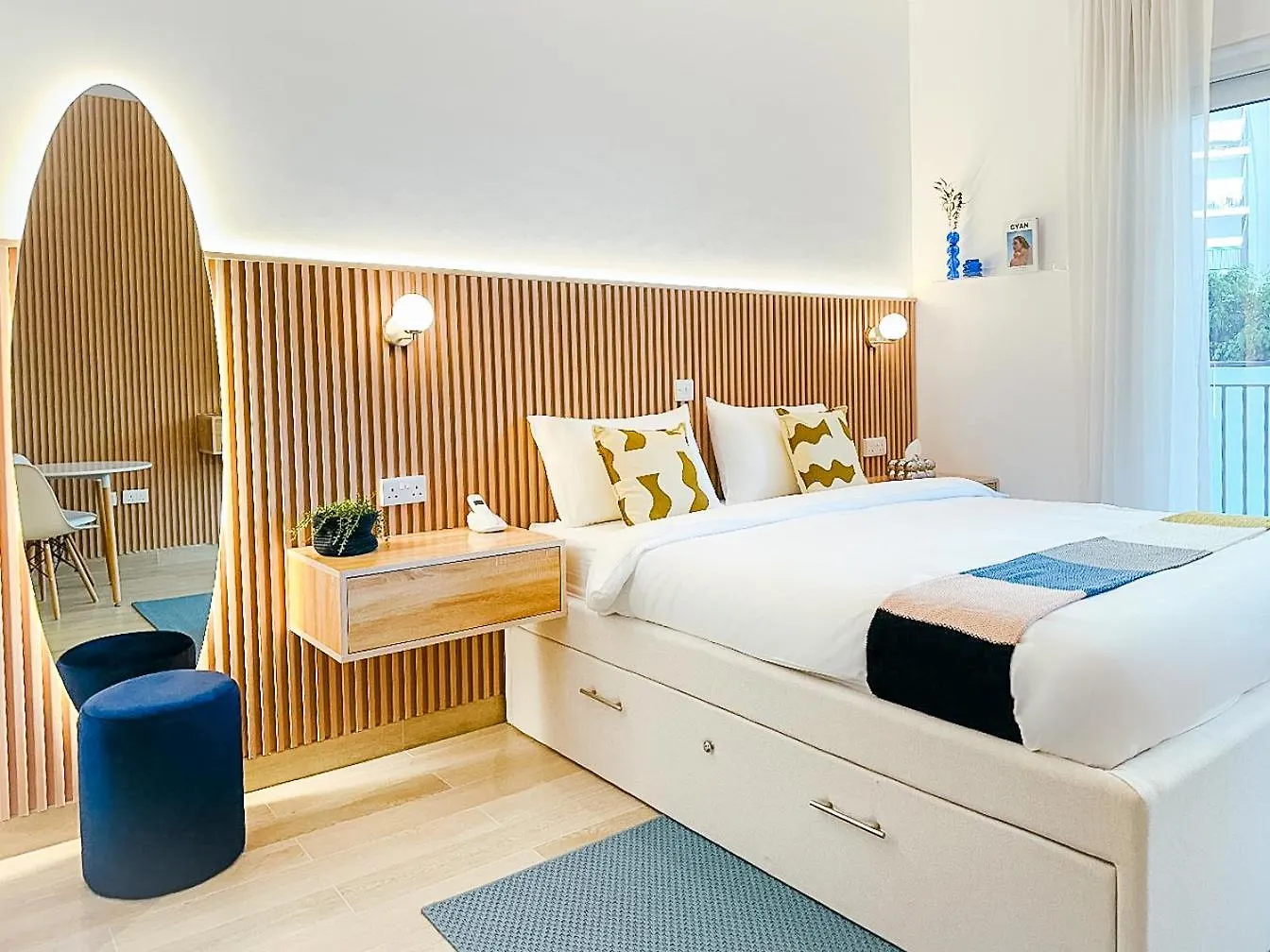 Modern Studio Near The Canal Abu Dhabi 0*,