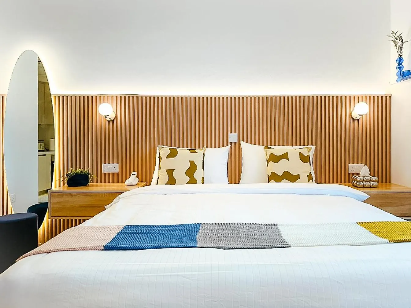 Modern Studio Near The Canal Abu Dhabi Apartamento